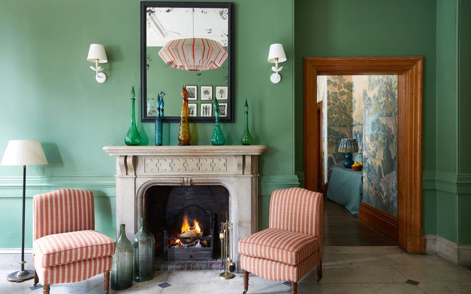 Crackle on: 13 British hotels with cosy fireplaces