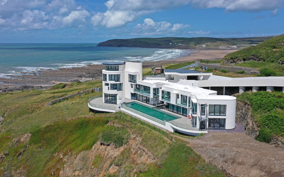 Grand Designs Lighthouse slashes £3.5 million off the asking price