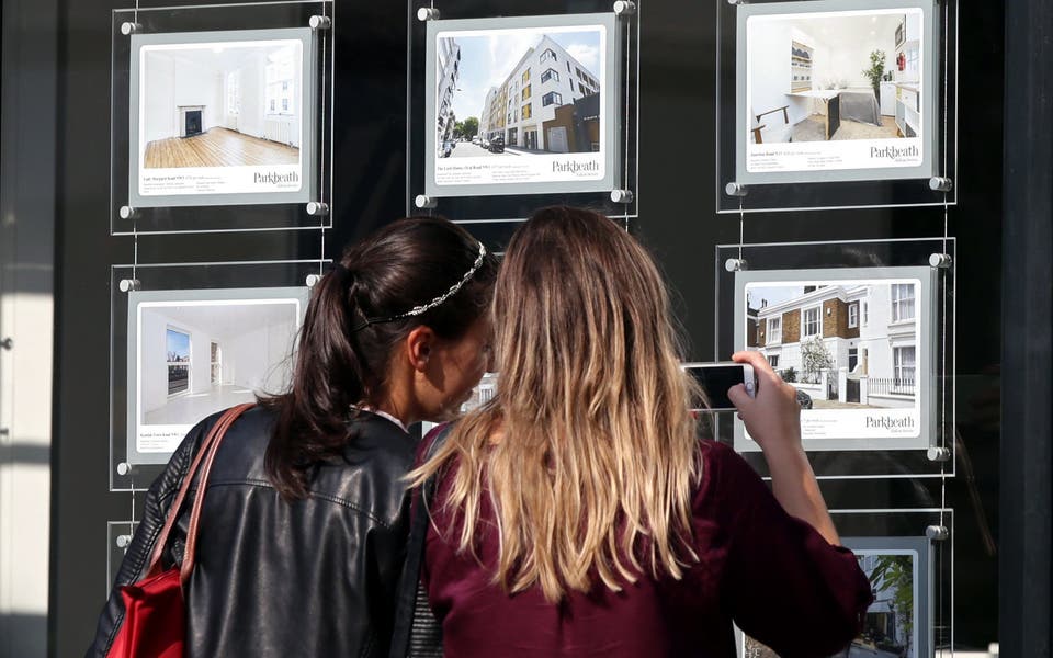 Average London house price down £1,600 in October, says Halifax