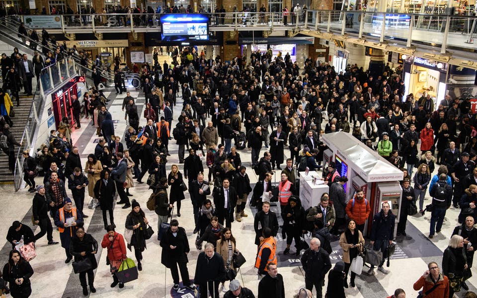 Liverpool Street now UK's busiest station due to Elizabeth line 
