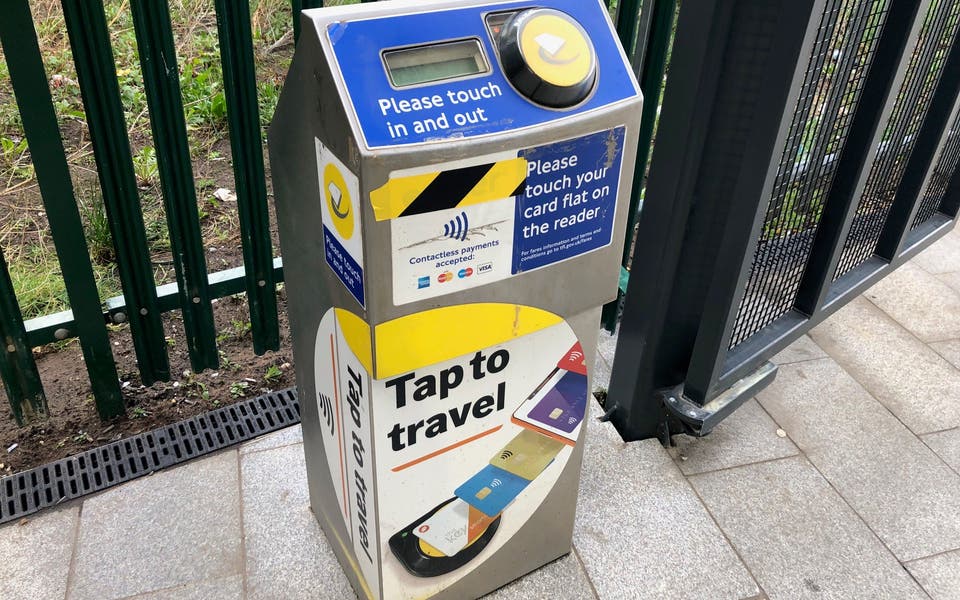 Commuters warned of new peak-hour fares as Contactless plan is delayed