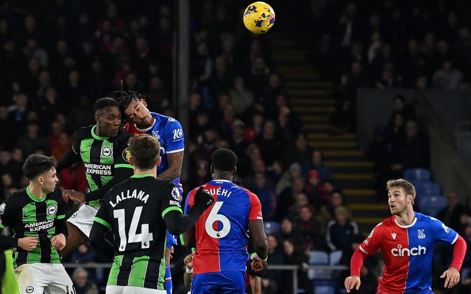 Palace winless run extended as Welbeck earns Brighton derby draw